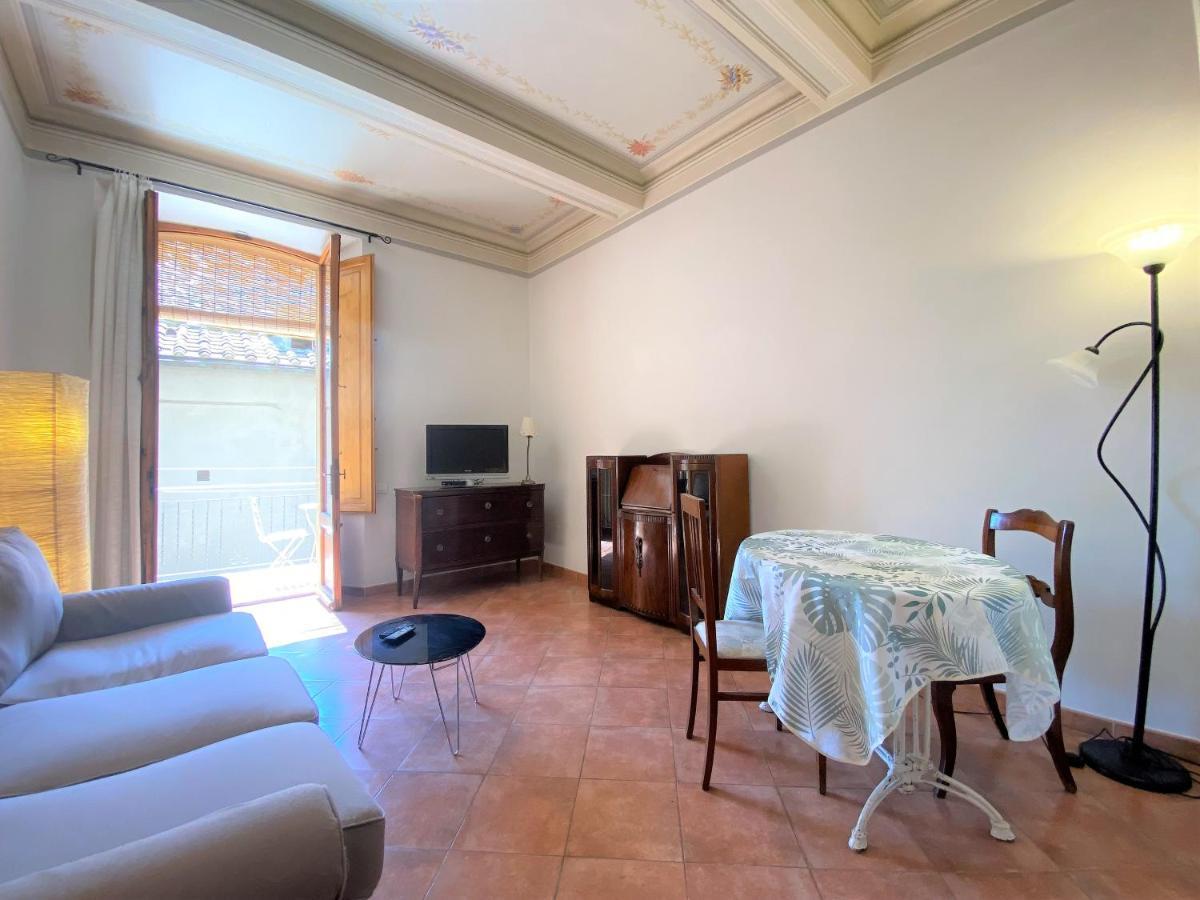 La Fonte-with Balcony Close By Piazza Del Campo * Siena